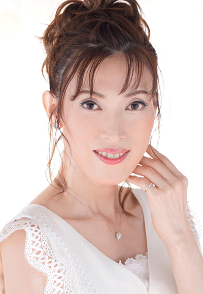 高世麻央